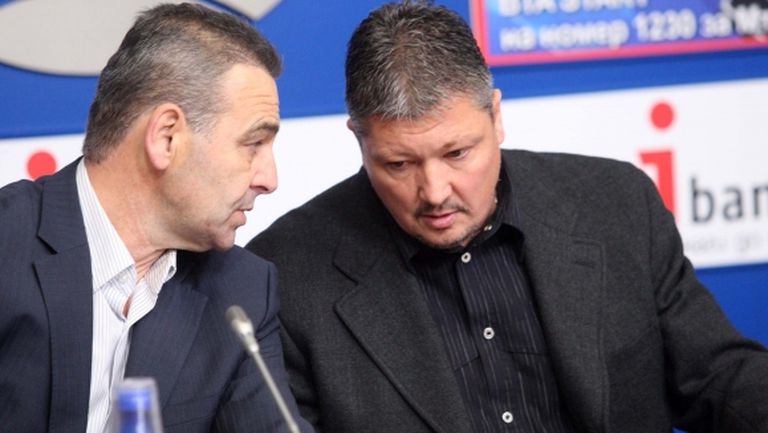 "Червено-син" тандем атакува президентския пост в БФС