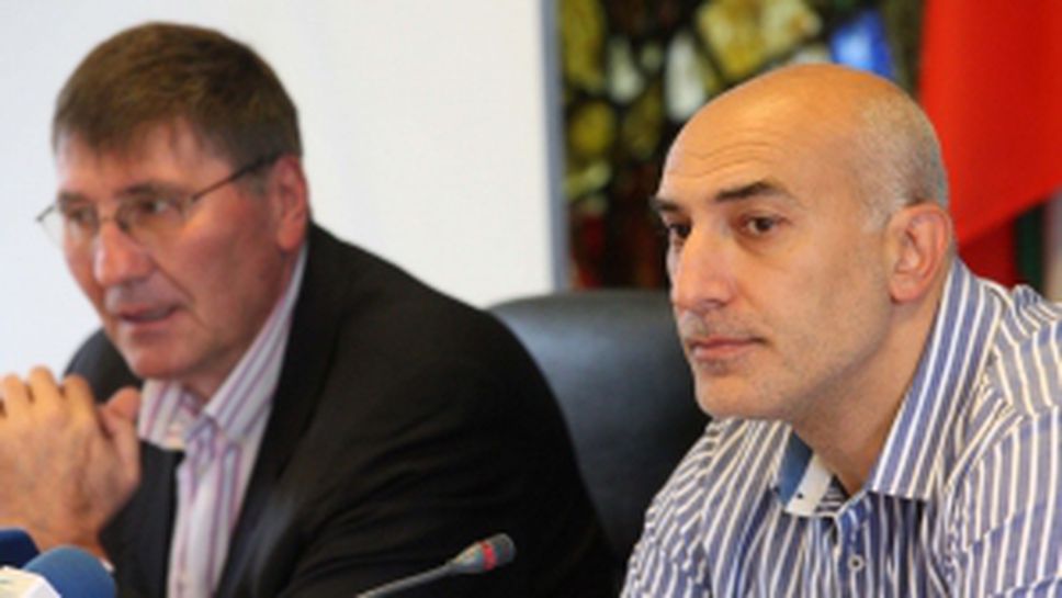 Пресконференция на Минчев и Глушков