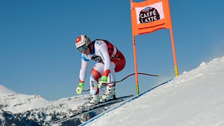 Световният шампион Беат Фойц с втора победа в спускането във Венген