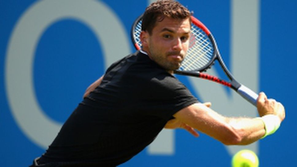 Григор помете американец в "Куинс"