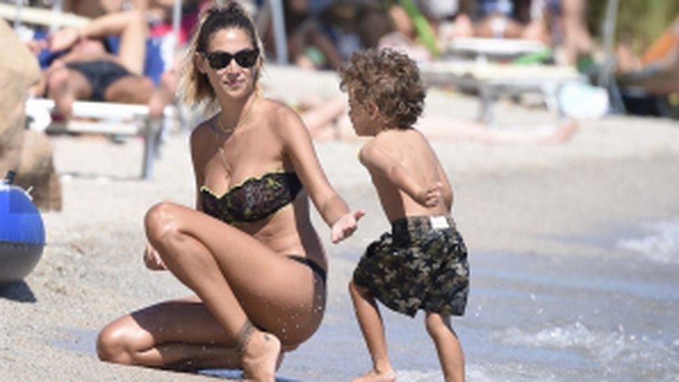 Боатенг и Мелиса Сата на почивка в Порто Черво