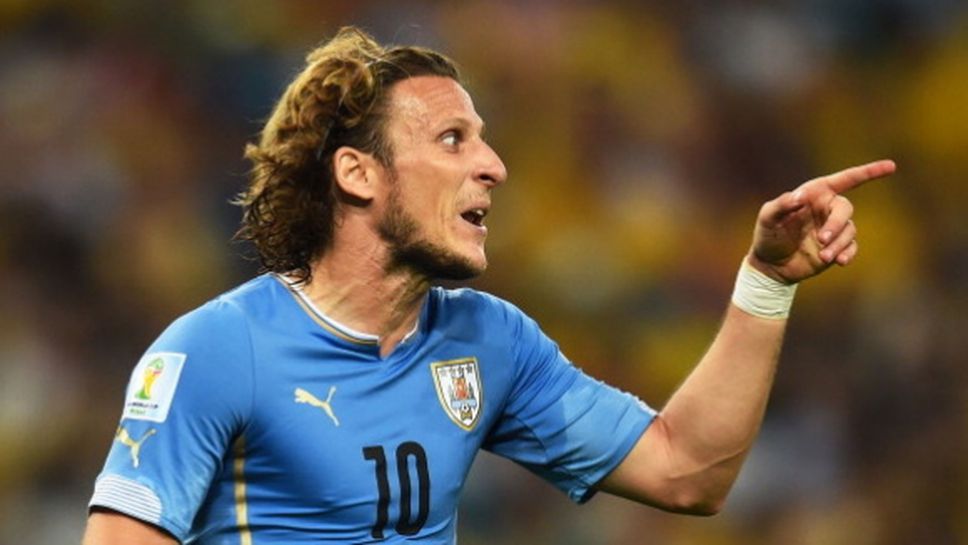 38-годишният Диего Форлан напомни за себе си с брилянтен гол (видео)