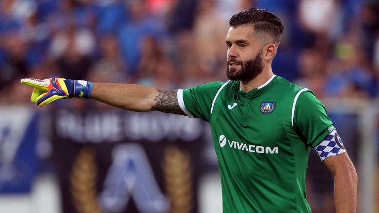 0 Копирано Бившият вратар на Божидар Митрев се завърна на