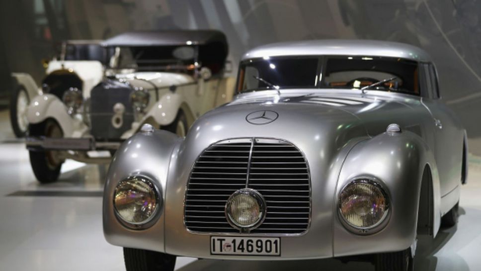 Mercedes посочи топ 5 на най-луксозните си автомобили (видео)