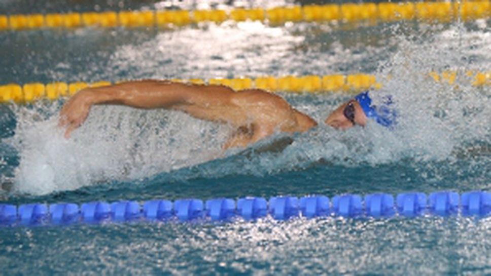 Александър Николов стана първият българин под 50 сек на 100 м св. стил