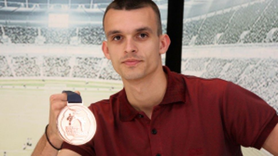 Първият медалист за България от СП по таекуондо Владимир Далаклиев