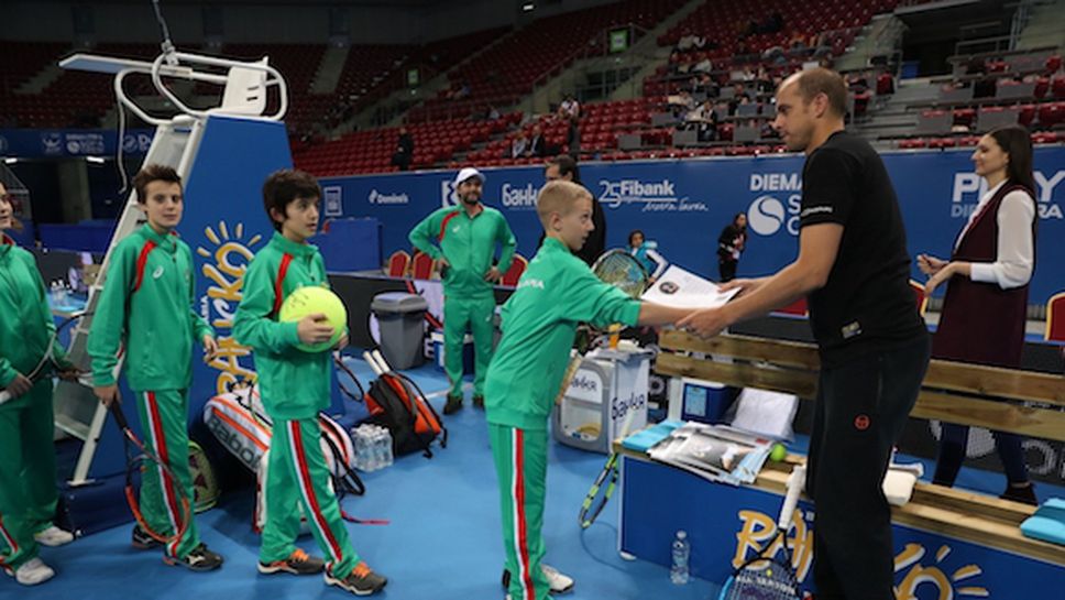 Малките тенис звезди на България тренираха с Жил Мюлер