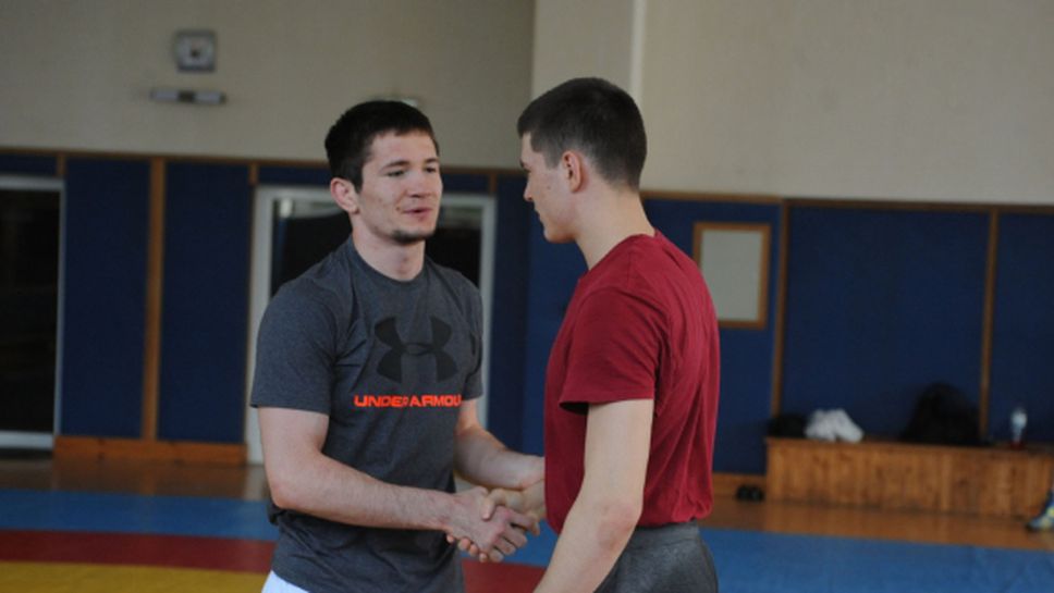 Умарпашаев взе приза за най-техничен борец на държавното първенство