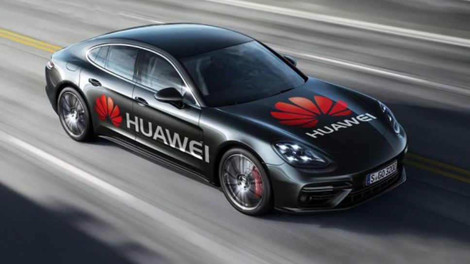 Huawei показа първата кола, която се управлява от смартфон