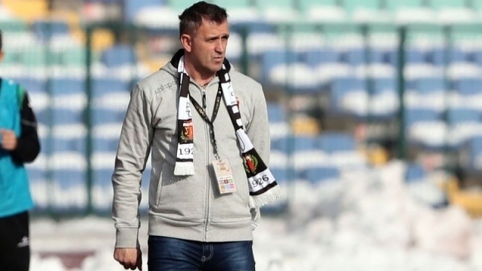 Бруно Акрапович: Надявам се моите играчи да излязат пределно мобилизирани в дербито