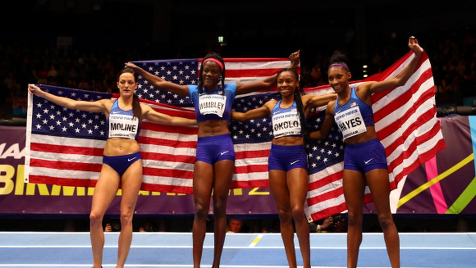 Женската щафета на САЩ с трета поредна титла и рекорд на шампионатите на 4 по 400 м