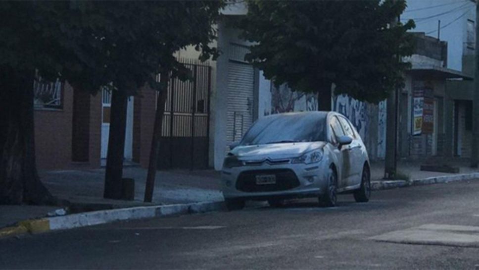 Палеж на кола и стрелба по къщата на клубен бос Аржентина