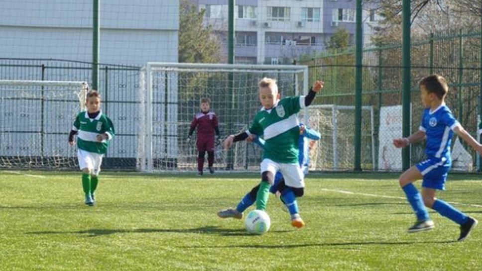 Приключи „Футболни Звезди на България“в Бургас