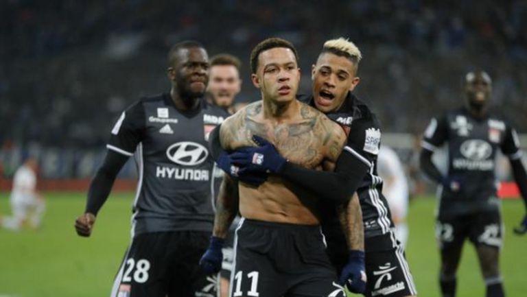 Лион взе дербито в Марсилия след изключителна драма (видео)