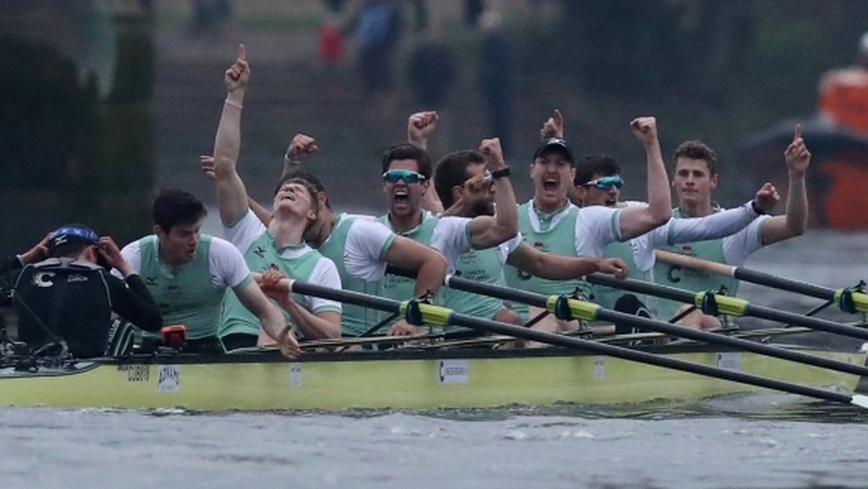 Кембридж спечели гребния дуел с Оксфорд (видео + снимки)