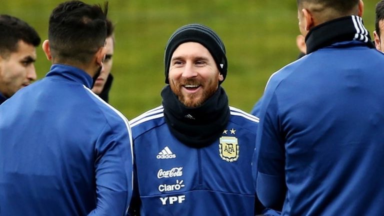 Бивш аржентински национал: Меси трябваше да играе, Кристиано не би пропуснал такъв мач