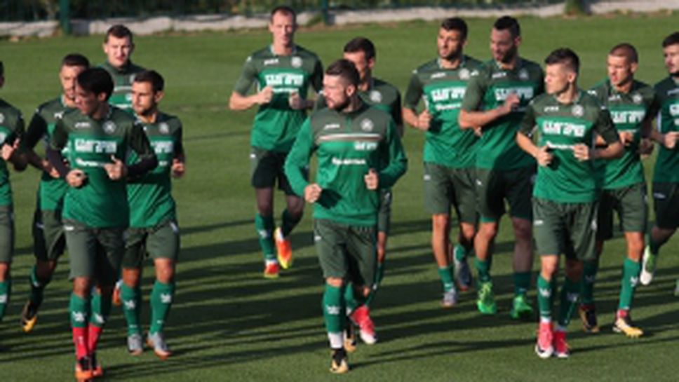 Националите тренират преди мача с Швеция