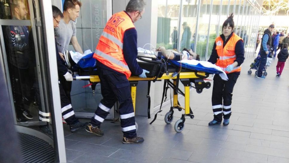 Испански футболист падна от третия етаж, жив е