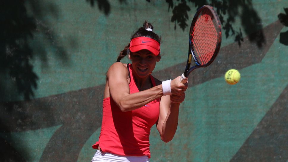 Вангелова отпадна на полуфиналите на двойки в Тунис