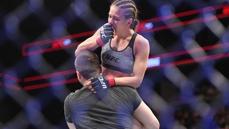 Каролина Ковалкиевич спря красавицата Фелис Хериг на UFC 223 (снимки)