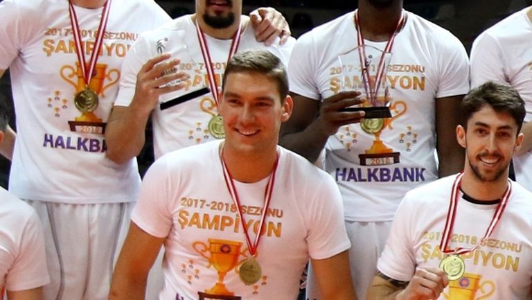 Велизар Чернокожев стана шампион на Турция с Халкбанк (снимки)