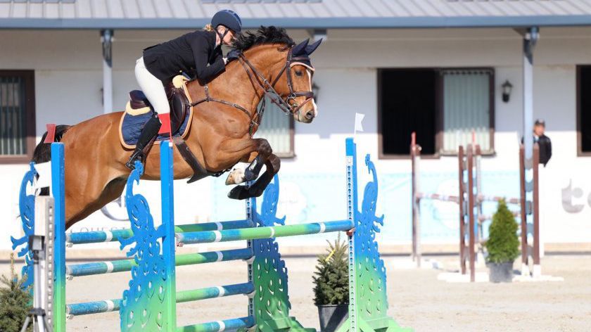 Конна база "Ген. Крум Лекарски" домакин от днес на Европейска лига по прескачане на препятствия