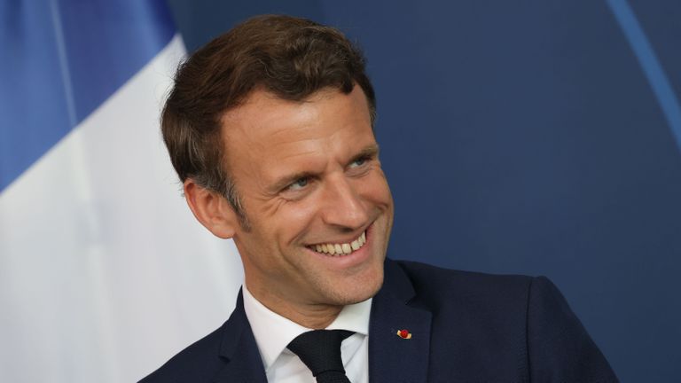 Президентът на Франция Емануел Макрон изрази желанието си легендата Зинедин