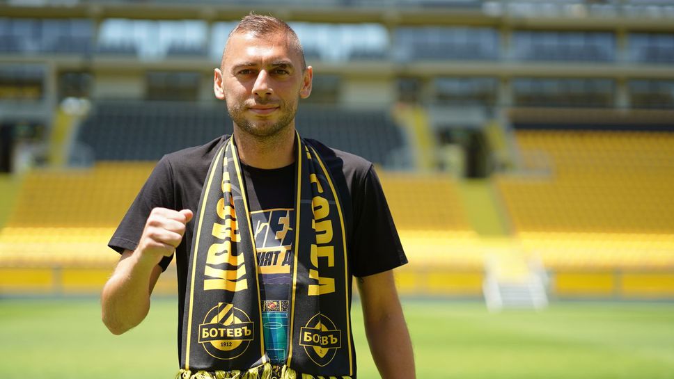 Лъчо Балтанов ще е титуляр за Ботев, от лятото става треньор