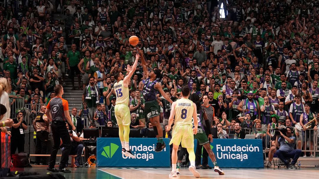 Провал на сезона за Барселона