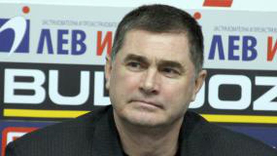 Добри Карамаринов: Всички отиват с различни цели на световното