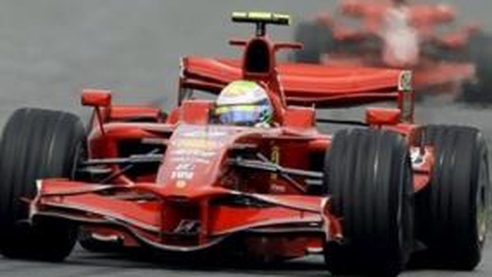 Ферари ревизират двигателите за частните отбори
