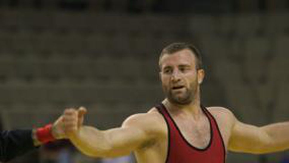 Калоян Динчев изпусна бронзов медал за 3 секунди