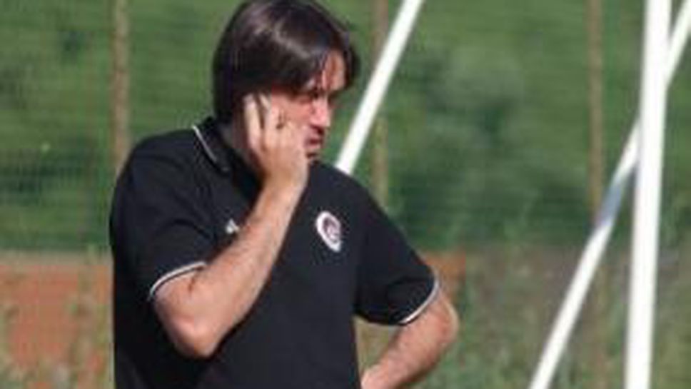 Иво Тонев: Няма да бързаме с търсенето на нов треньор