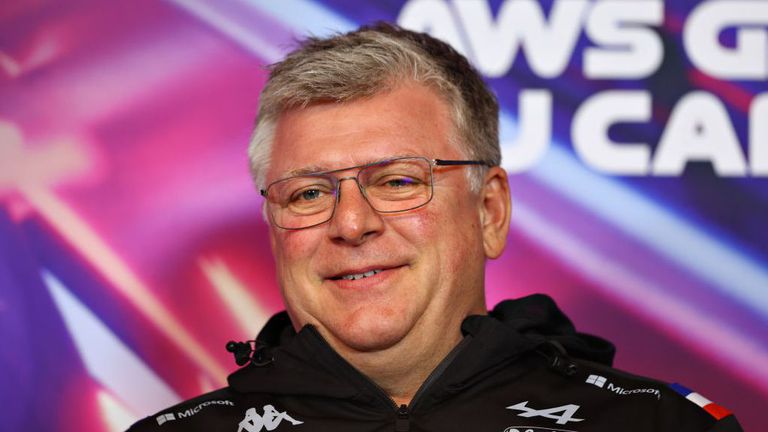 Все още не сме решили кой ще партнира на Естебан