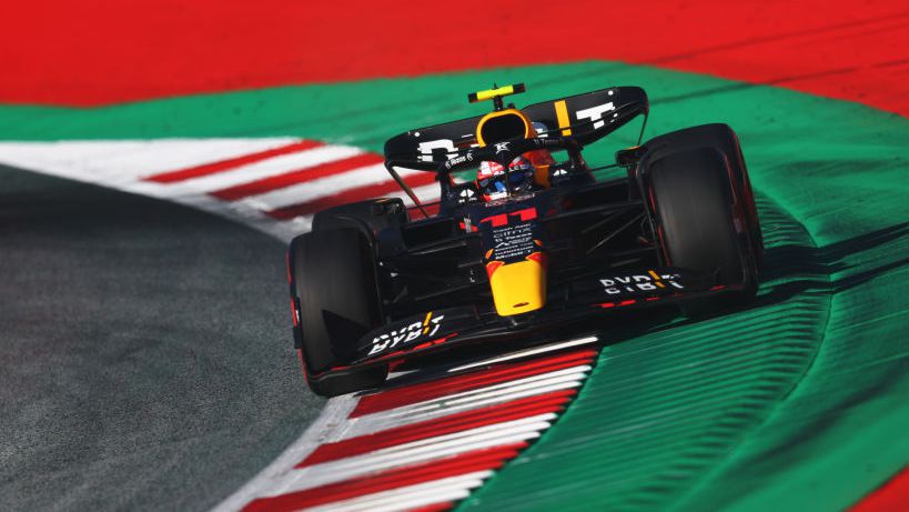 От Ред Бул отговориха на твърдения на Перес за развитието на RB18