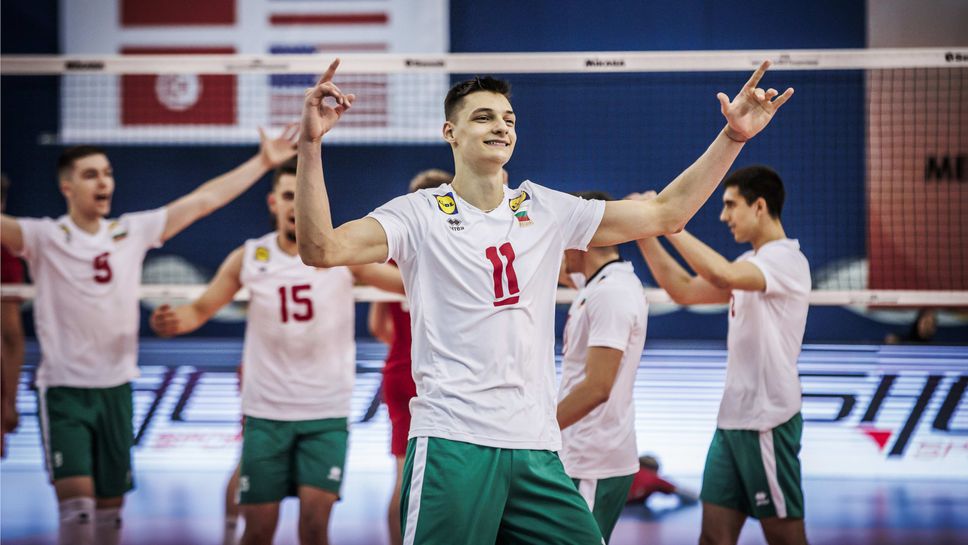 Алекс Николов само с 6 дни почивка за година