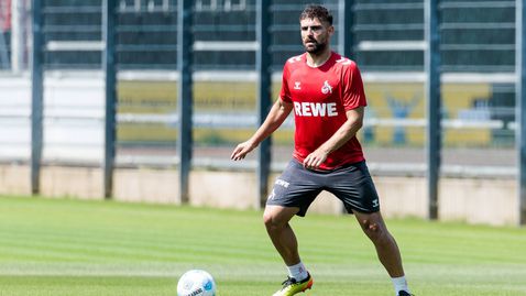  Ботев (Пловдив) чака бранител с мачове в Бундеслигата 