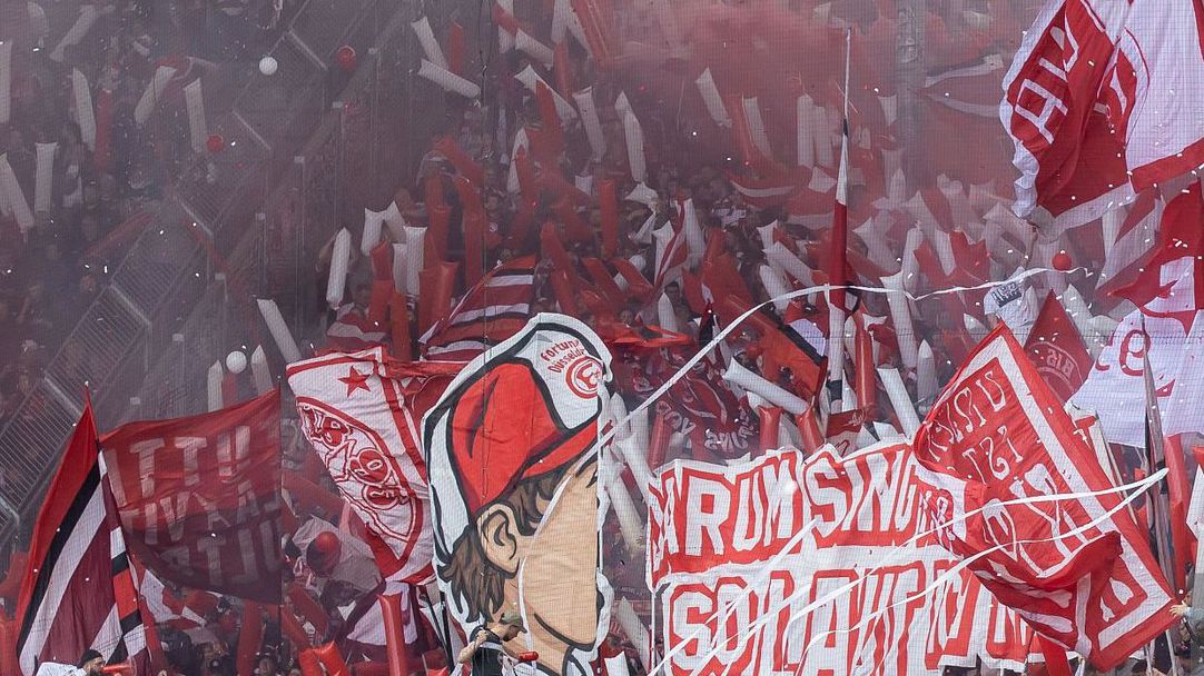 Фортуна (Дюселдорф) отново ще пуска фенове без пари