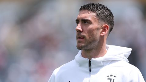  Юве прибягва до обезверен ход, с цел да се отърве от Влахович 