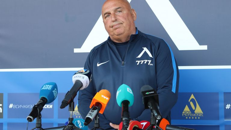 Георги Тодоров: На нито един от футболистите в Левски не е платено