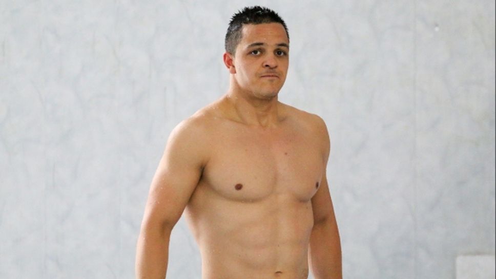 Цанко Цанков ще пробва да подобри световен рекорд за 12-часово плуване без прекъсване