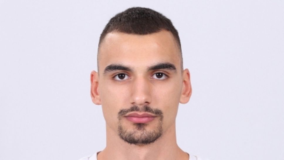 Академик (Пд) привлече гард от Черноморец