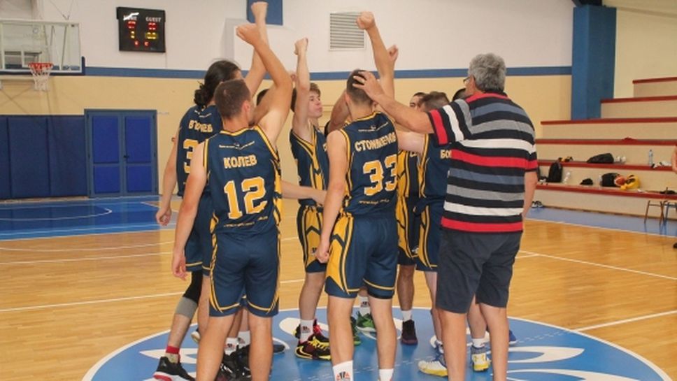 Сърцат Септември надделя над тежък опонент и си извоюва място на 1/2-финалите в НАЛБ