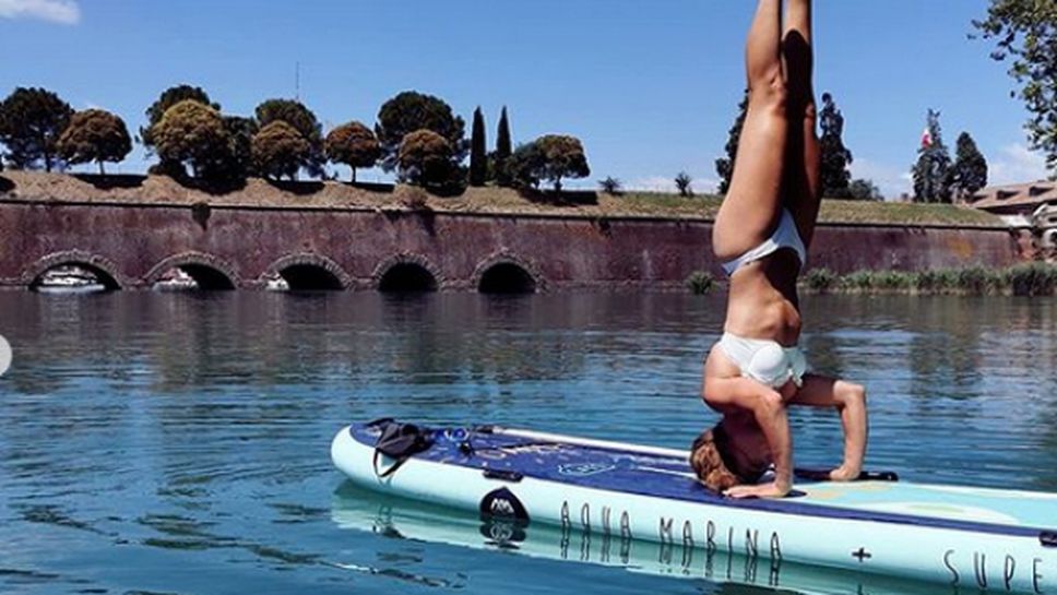 Секссимволът на биатлона Доротея Вирер хвана греблото (видео + снимки)