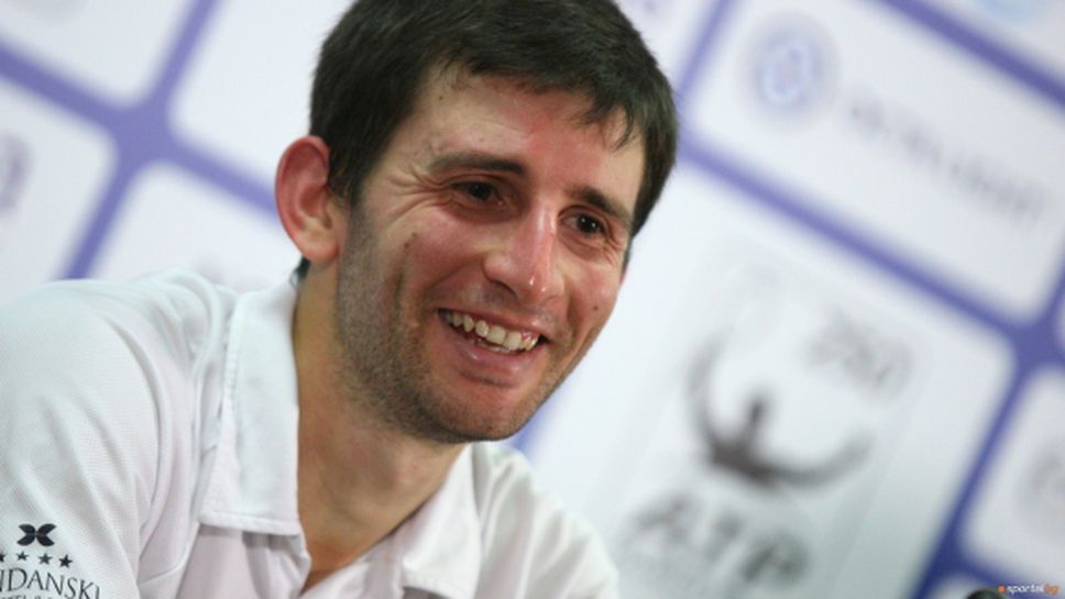 Лазов преодоля квалификациите на турнира "Амбинор къп" в София