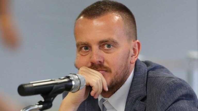 Шеф на Левски разясни какво става в клуба, призна за противоречие