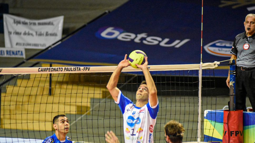 Радо Стойчев върна 42-годишен бразилец в Италия🏐