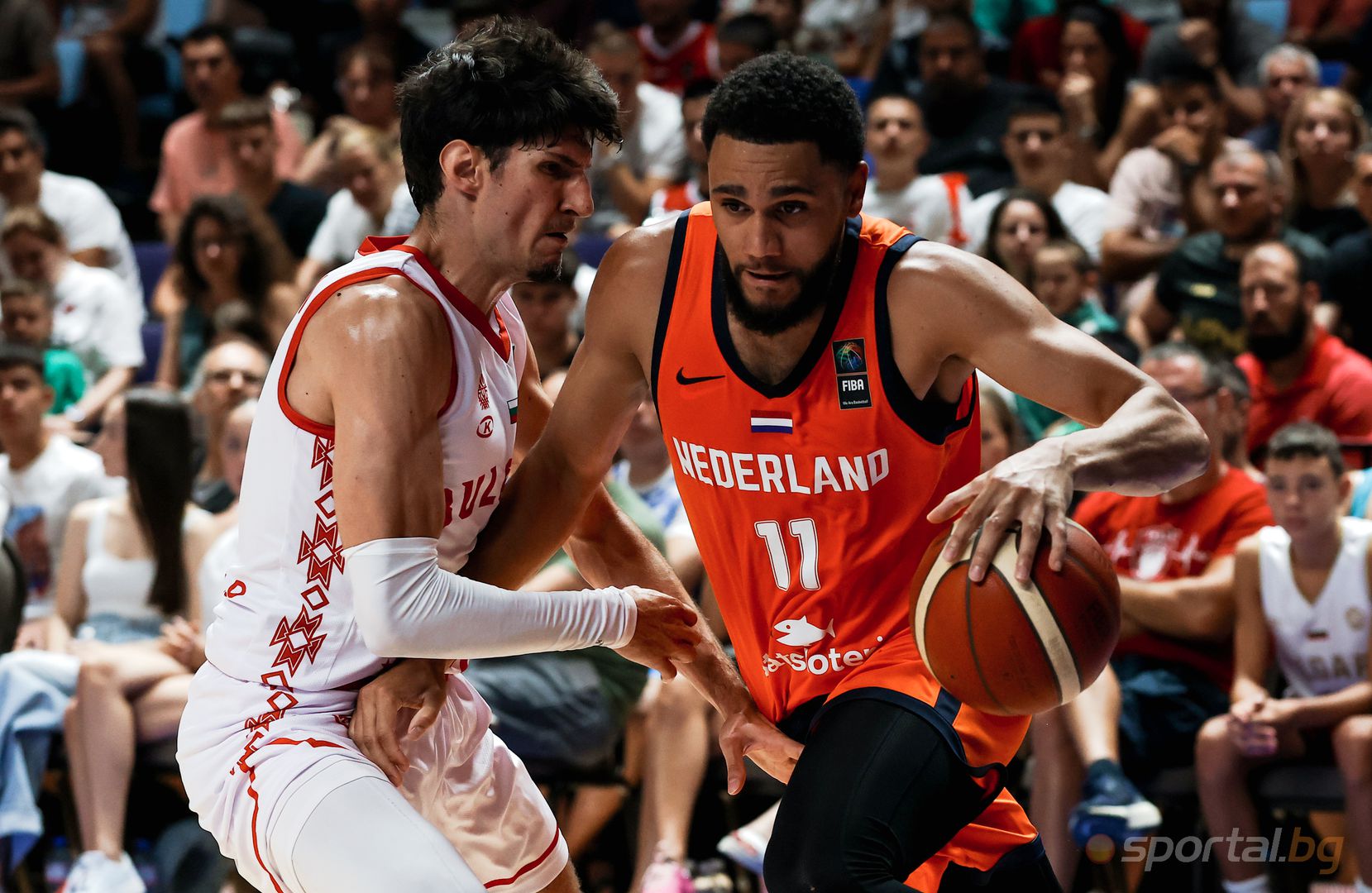 България 70:81 Нидерландия