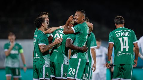  4 от 4 за Лудогорец! Шампионите загряха за Ференцварош с класика над Славия 