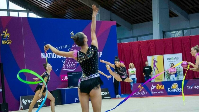 Клуб Илиана с титлата в многобоя при жените на Държавното първенство по художествена гимнастика
